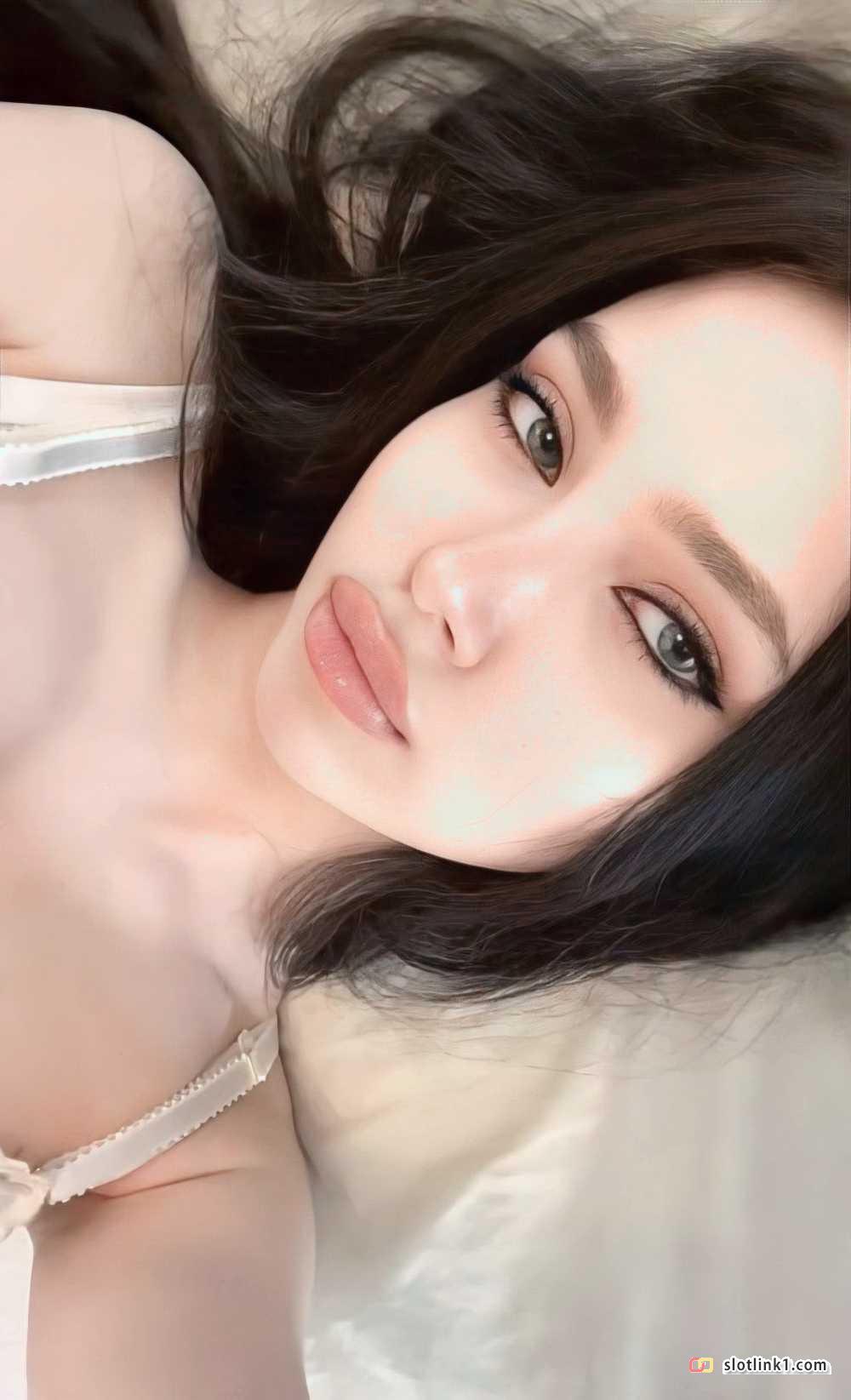 1778930979_0.jpg